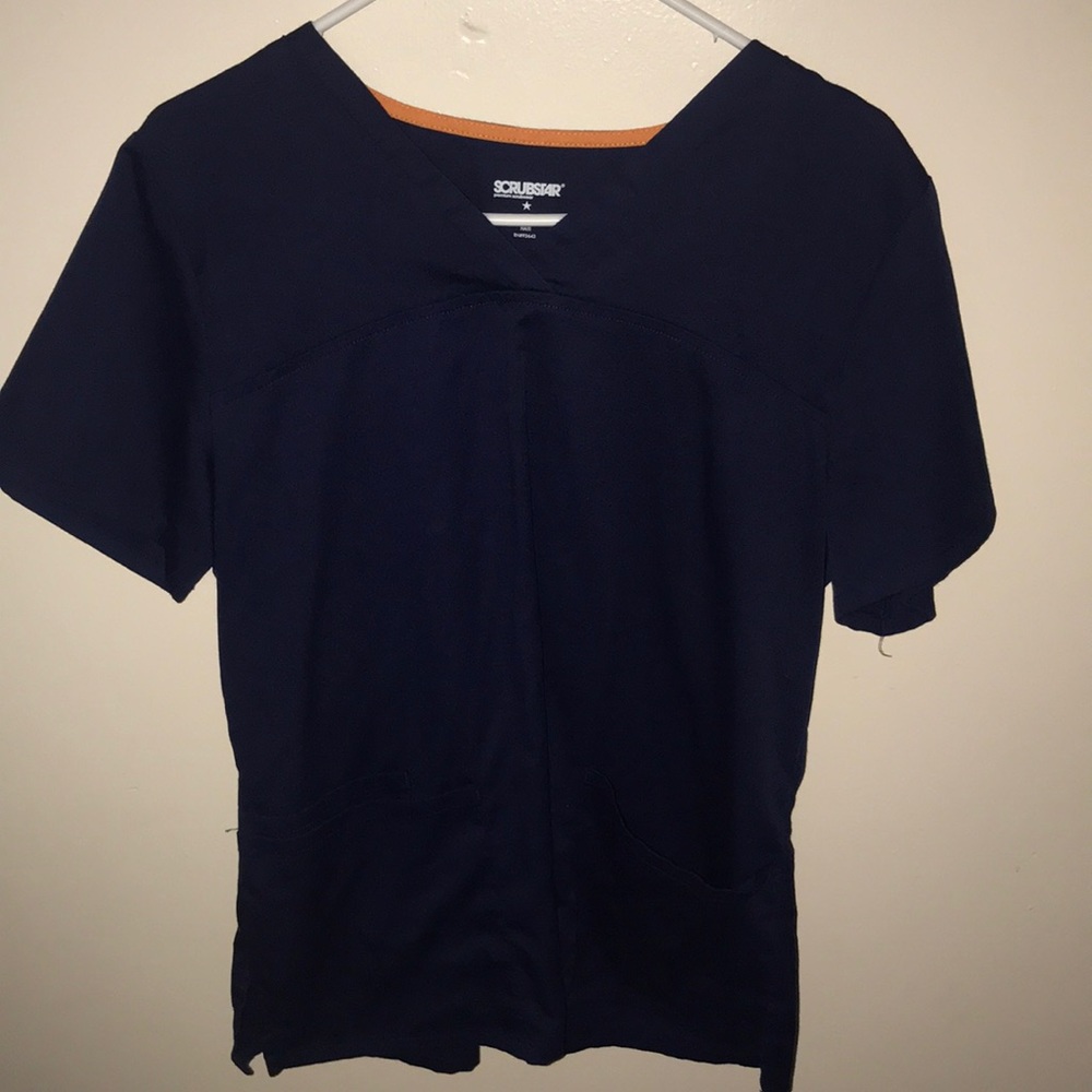 Scrub shirt